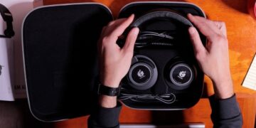 Adam Audio SP-5 Headphones (First Look Unboxing)