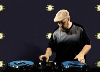 Big Wiz Gives Demo of Mixars DUO Mixer