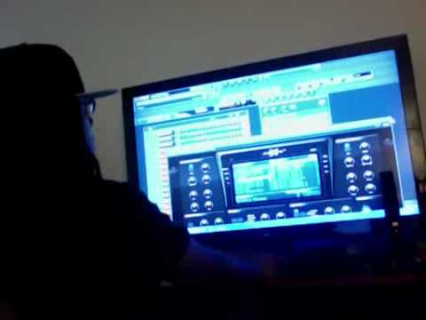 Cardiak Making One Of Your Favorite Beats!