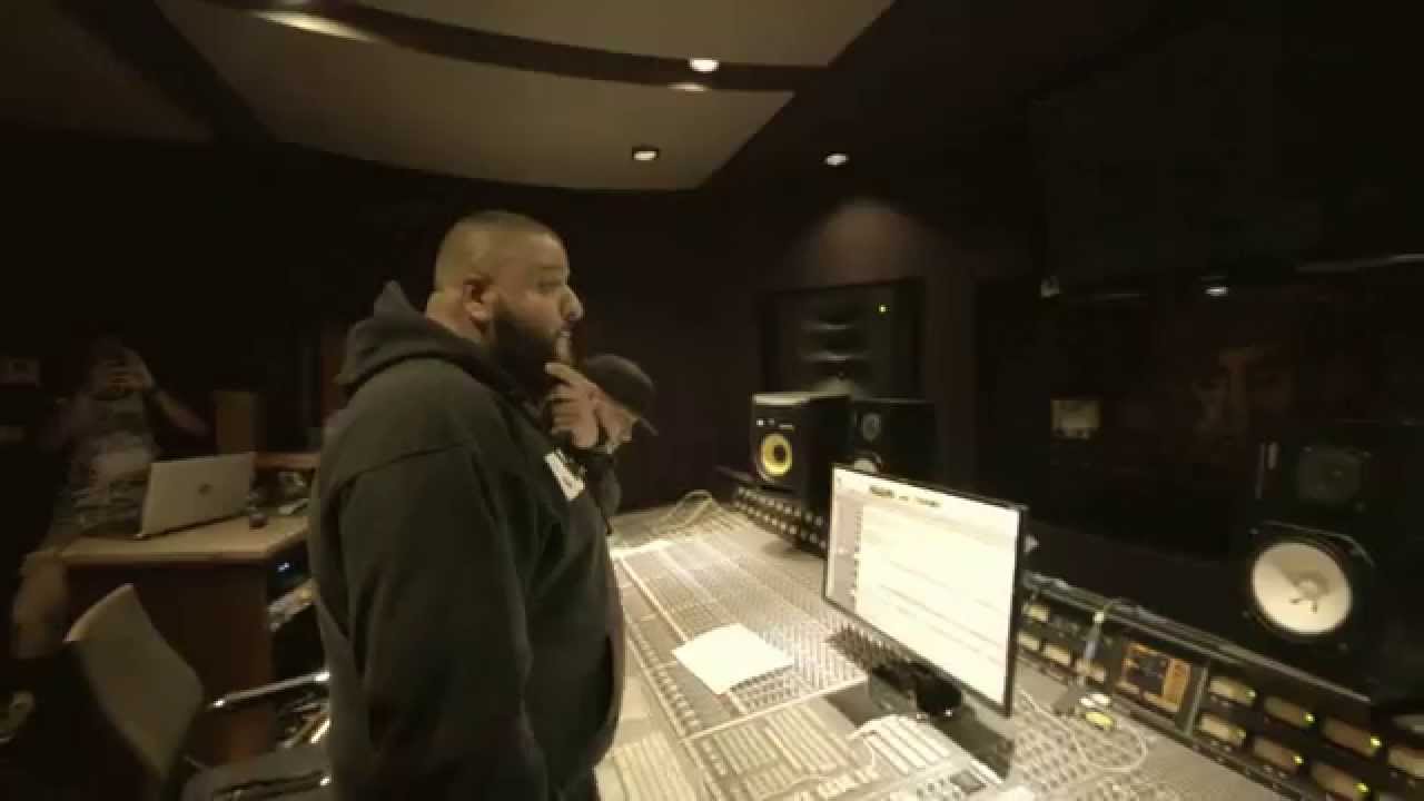 Dj Khaled studio session with majoar label producer Go Grizzly