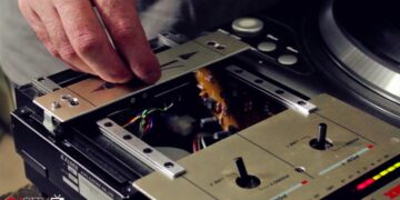 DJ Tech Innovations: Fretless Faders