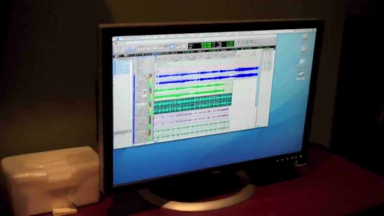 Eddie B. & Harry Fraud in the studio #1