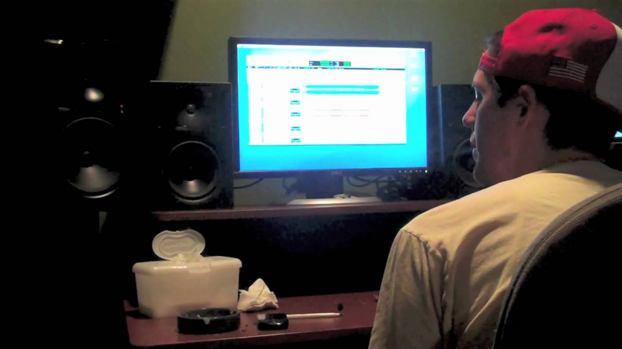 Harry Fraud Makes A Beat #2