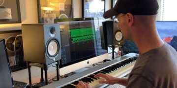 How to produce an old school Kanye West beat