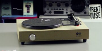 Introducing the Spinbox, a DIY Portable Turntable