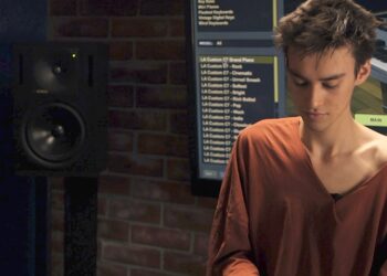 KEYSCAPE – Jacob Collier: Piano Improvisation