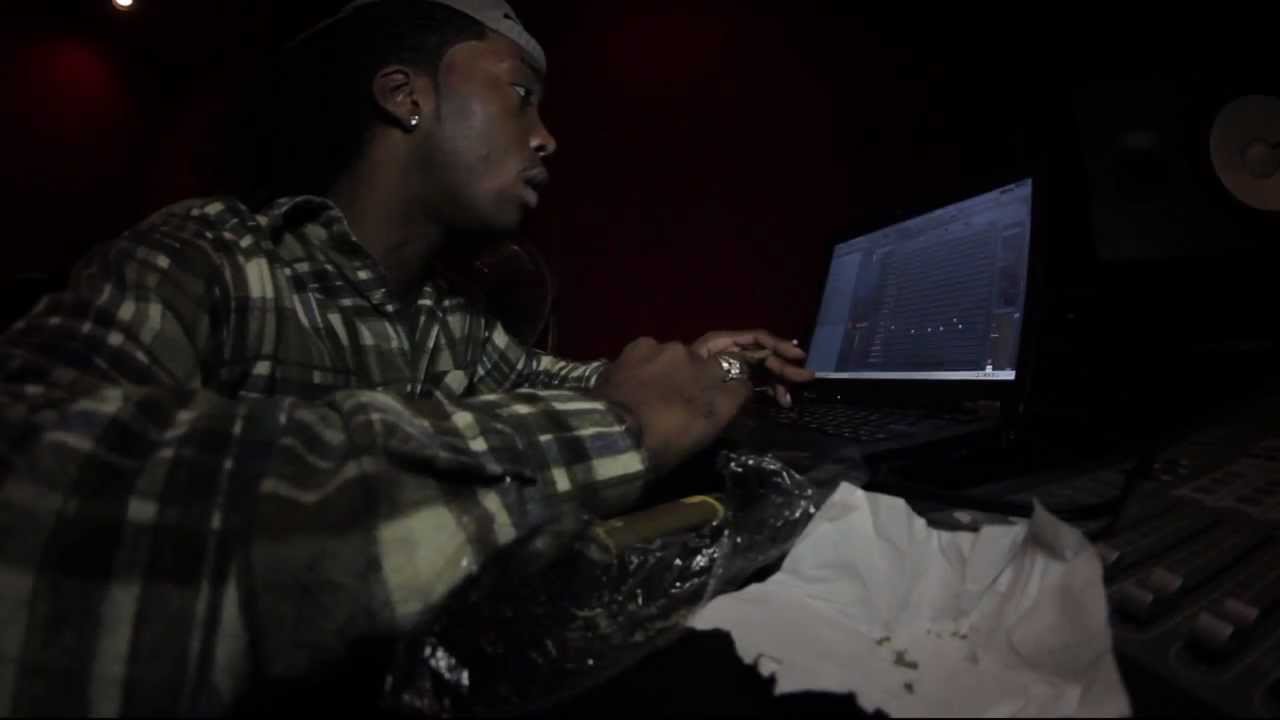 Kongo Beats ( Producer) In The Studio Making Beats