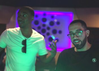 Making a Beat with Multiple Producers Part 2 “Flipping A Sample”