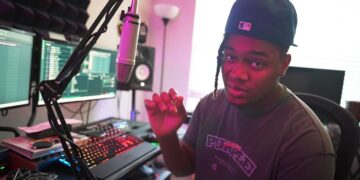 Making a Multi-Platinum Grammy Winning Beat for Drake in FL Studio