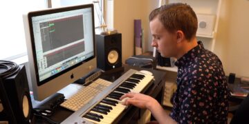 Making A Piano-Driven Pop R&B Ballad – Help Support No Kid Hungry to Fight Child Hunger – Ep. 77