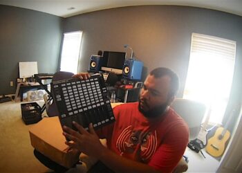 Maschine Jam Giveaway!! Unboxing | Setup Maschine 2.5 | Maschine Jam Review