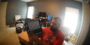 Maschine Jam Giveaway!! Unboxing | Setup Maschine 2.5 | Maschine Jam Review