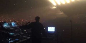 Mike Dean – Saint Pablo Tour Tampa