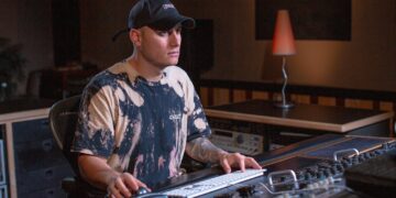 Mixing ‘Ginza’ by J. Balvin with Alejandro ‘Mosty’ Patiño