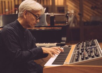 Moog One – A Meditation On Listening