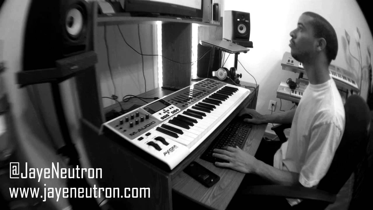 NEW 2013 VIDEO! Jaye Neutron – That Day (Beat Making Video)