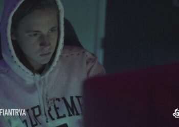 Nick Mira COOKs UP at Defiant Studios w/ his High school Friends !