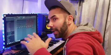 PAV Producing A Hip-Hop Beat 2018 | Download The Drum Kit I Used! *FREE