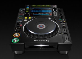 Review: Pioneer DJ CDJ-2000NXS2