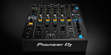 Review: Pioneer DJ DJM-900NXS2 Mixer