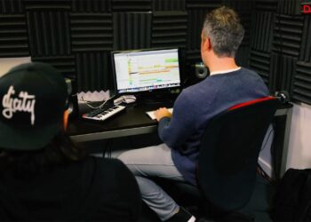 The Tall Boys Demonstrate How to Use DJcity’s ‘Bootleg Bodega’ Sample Pack