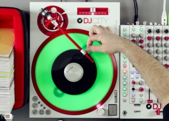Why More DJs Should Play 45s