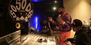 ‼️ NEW STRIP CLUB ANTHEM ALERT‼️” TOUCH IT “ WORKING ON MY KARMA ALBUM  OUT NOW! ➗ DVSN