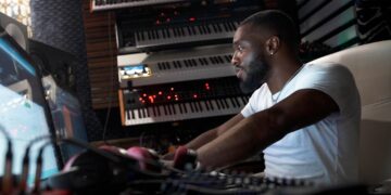 Roddy Ricch & NBA YoungBoy Multi-Platinum Producer Makes 4 Beats From Scratch N 16 mins Beezo Cookup