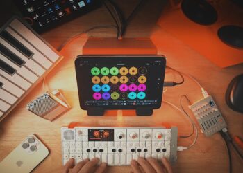 My Mobile Music Production Desk Setup for 2023 😮‍💨👌🏼