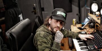 Shifting The 808 1 Semi-Tone Took This Beat To Another Level!