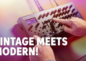 Roland SH-4d Desktop Synthesizer Demo