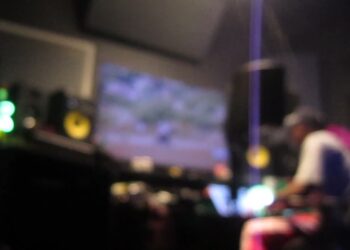 Dom Kennedy & JohnG Beats In The Studio Cooking
