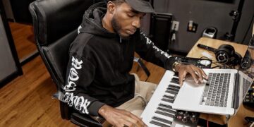 Pitch Shift Your Melody Until It Matches The 808 PERFECTLY! | AK Don’t Miss Cookup