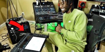 Ableton Push 3: J Black shows me how to use it & I made my first Trap Beat on it 🔥