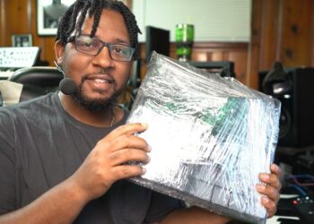 Why I still have my Maschine Wrapped In Plastic