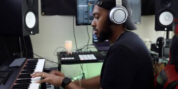 This Was Better Than I Thought! Maschine Beat Making