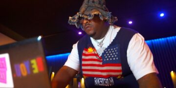 Boston Richey & King Von Producer Makes 2 HARD Beats in UNDER 5 Minutes! Macfly Cookup