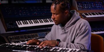 Lex Luger cooking up beats on IG live 2024