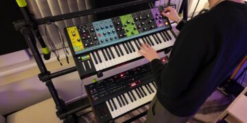 Making A Beat With Analog Synthesizers