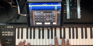 Before You Buy a New Keyboard, Do THIS! (Korg Gadget + Akai MPC Workflow)