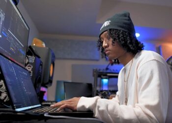 This Producer Makes The Hardest Beats & Samples in 2025….