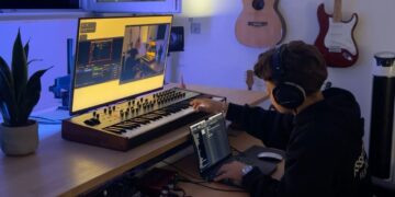 Making R&B Beats At Night Just Feels Different