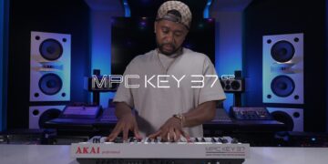 MPC Key 37 G2 with Zaytoven | Akai Professional